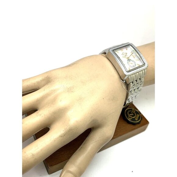 GV2 by Gevril Women's Watch 9258B Swiss Quartz Mother of Pearl Dial Silv… - Picture 5 of 14